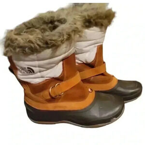 The North Face Shellista Tan Leather Pull On Winter Boots Women's Size 7.5